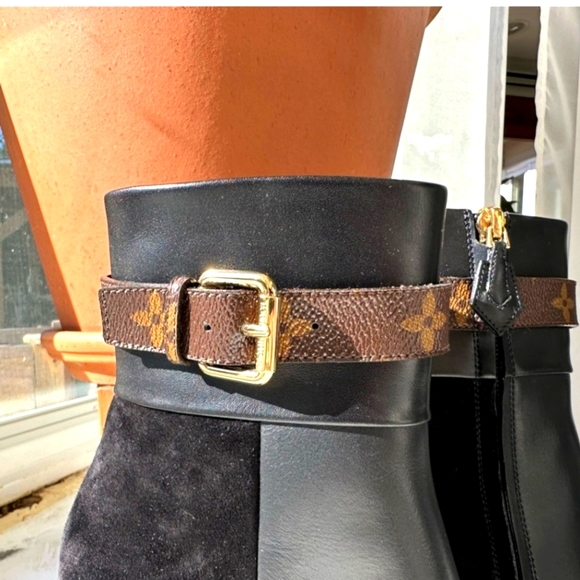SOLD!NWT Louis Vuitton Silhouette Monogram andBlack Suede Ankle Boots - Picture 4 of 11